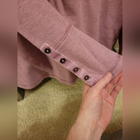 Christopher and Banks Long Sleeve Waffle Top in Rose/Pink Size Large - Picture 4 of 6